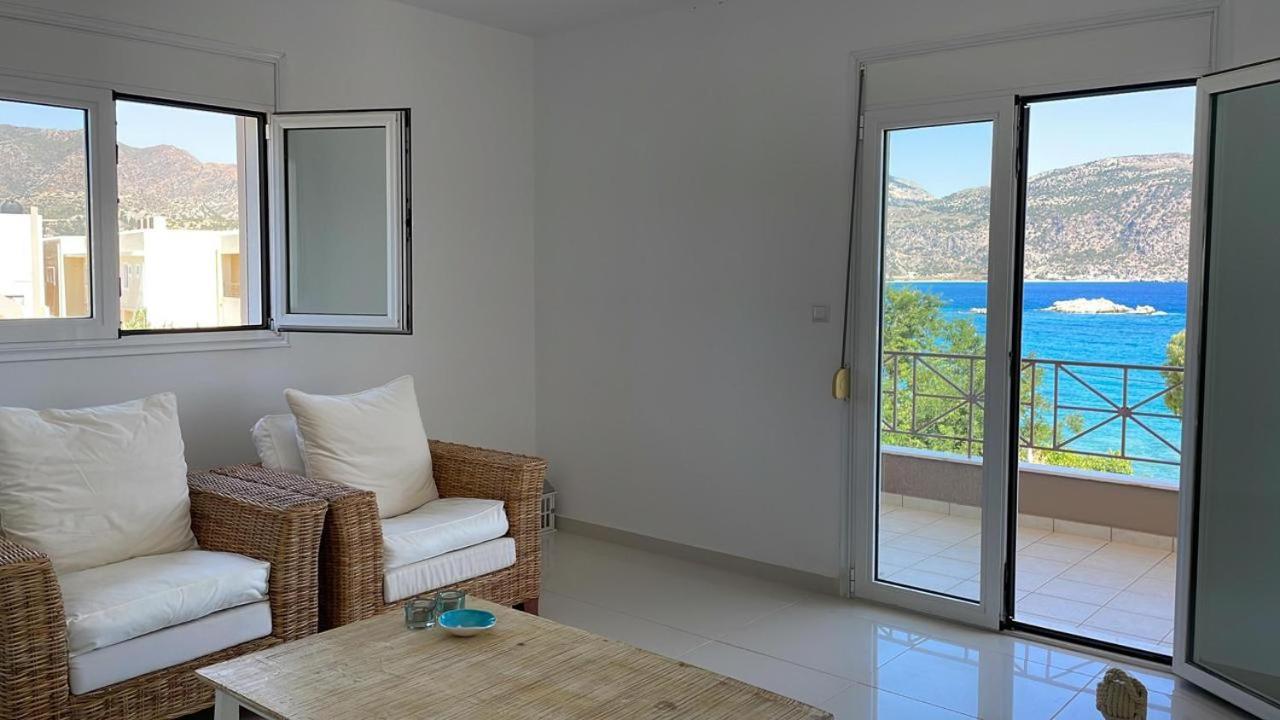 Locals Apartment Karpathos Εξωτερικό φωτογραφία